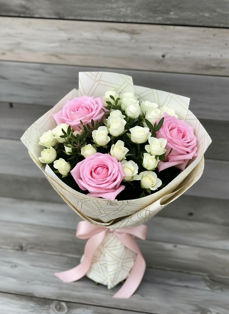 Букет цветов из: Розы в Старопавловской