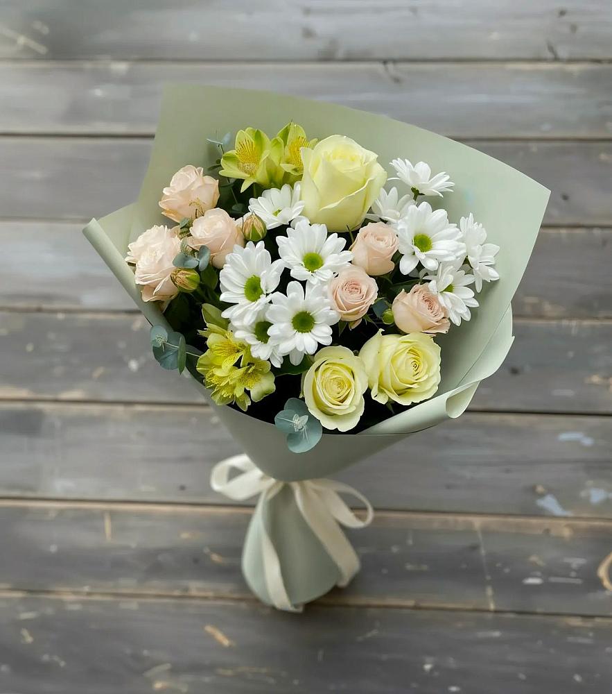 Букет цветов из: Альстромерии, Розы и Хризантемы в Старопавловской