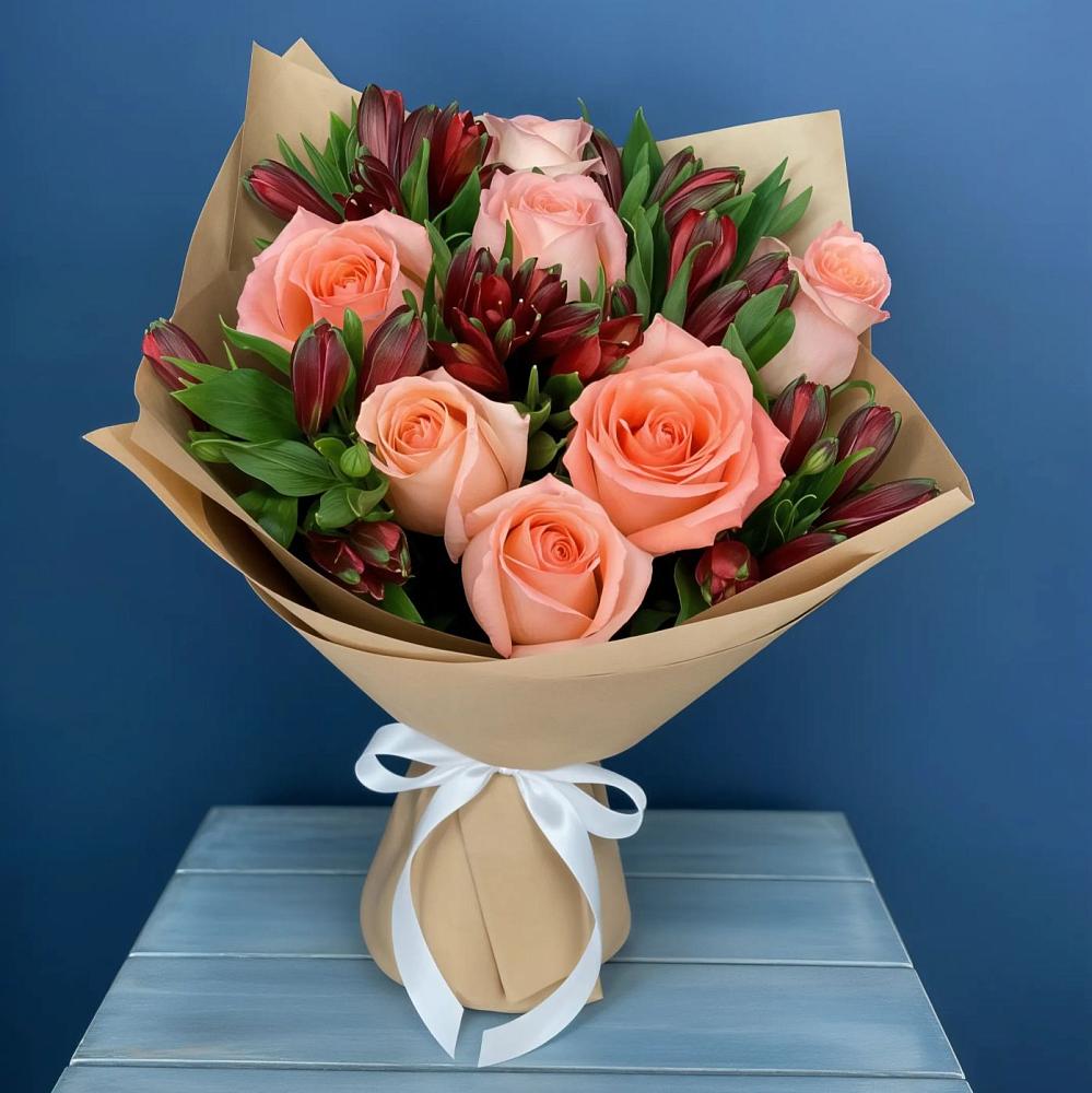 Букет цветов из: Розы и Альстромерии в Старопавловской