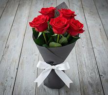 Букет 5 Красных роз Эдлесс Лав #REPLACE_PRED# Старопавловской