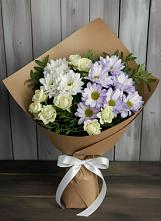 Букет цветов из:  Хризантемы и Розы в Старопавловской