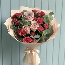 Букет цветов из:  Гвоздики и Розы #REPLACE_PRED# Старопавловской
